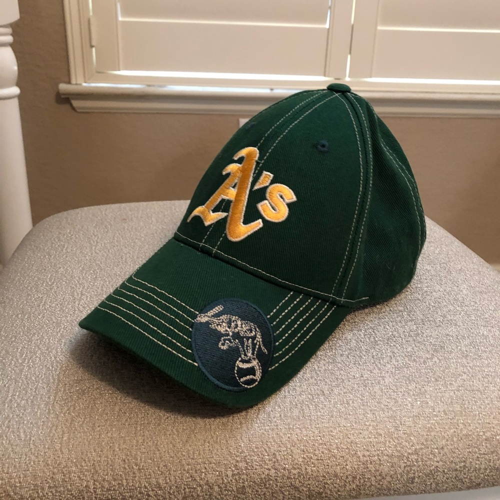 Green Oakland A’s baseball cap!